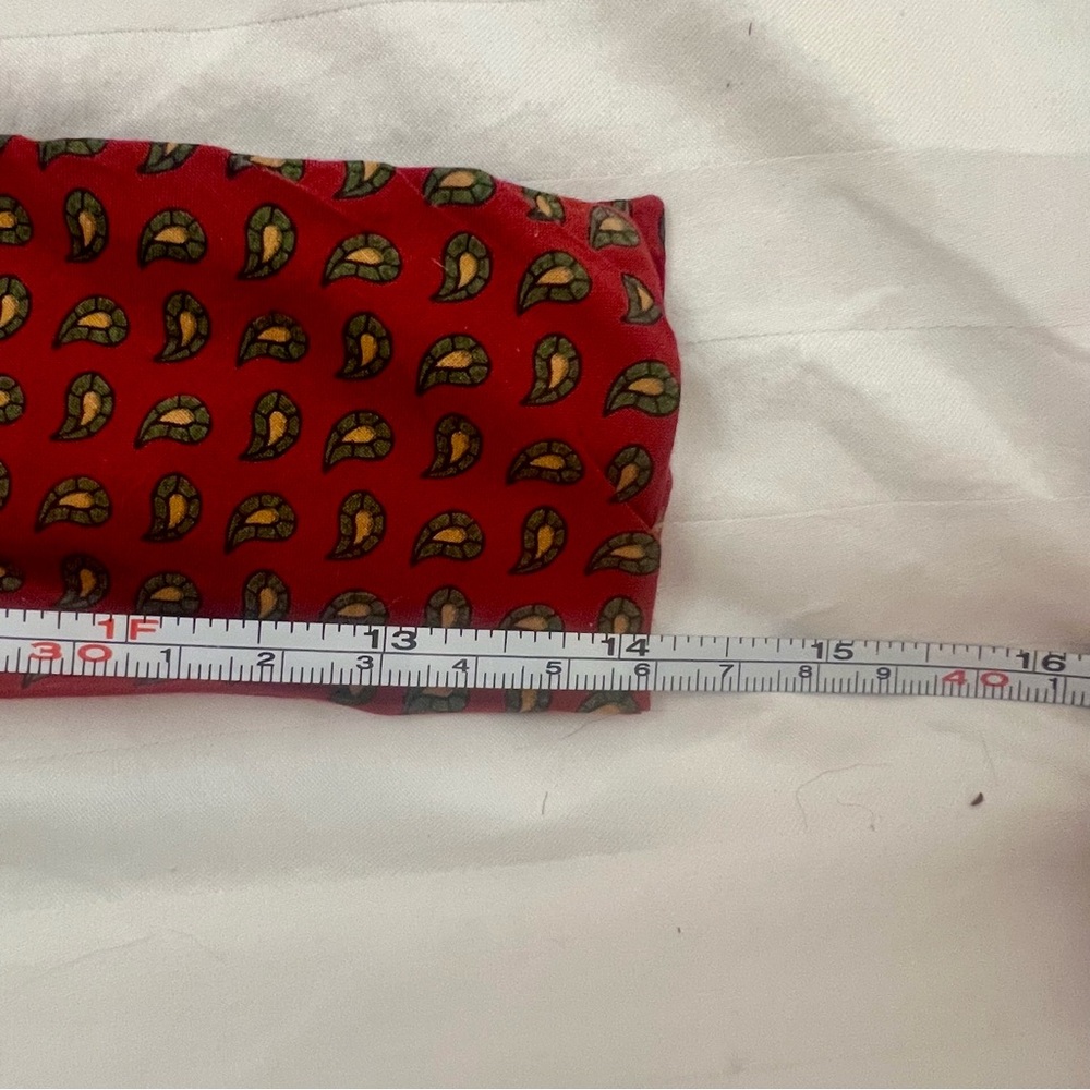 Red Patterned Tie - Picture 3 of 3